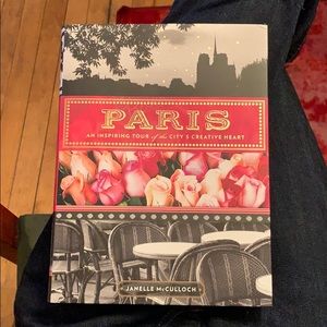 The Ultimate Paris Guide book